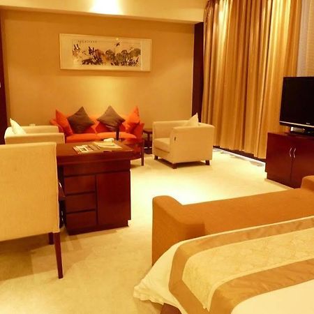 Tianrui Business Hotel Taiyuan  Exterior photo
